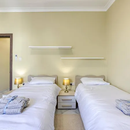 Seaview, Beautiful 3br 1 * 마르사스칼라