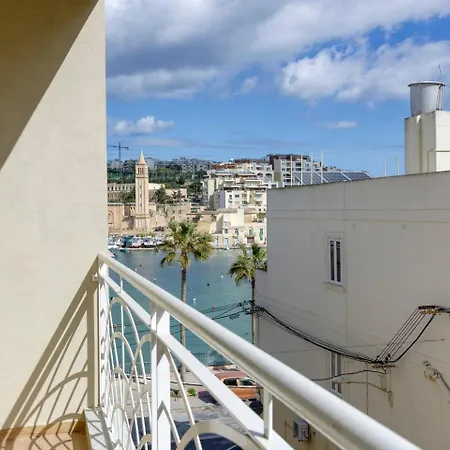 Seaview, Beautiful 3br 1 *