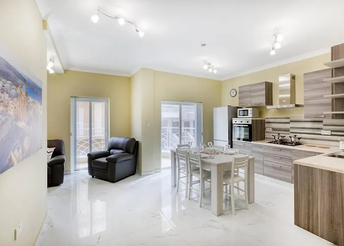 Seaview, Beautiful 3br 1 Marsaskala