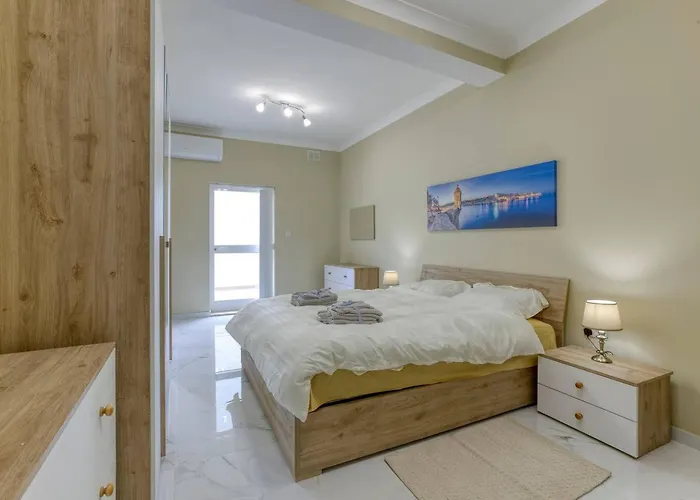 Seaview, Beautiful 3br 1 Apartament *